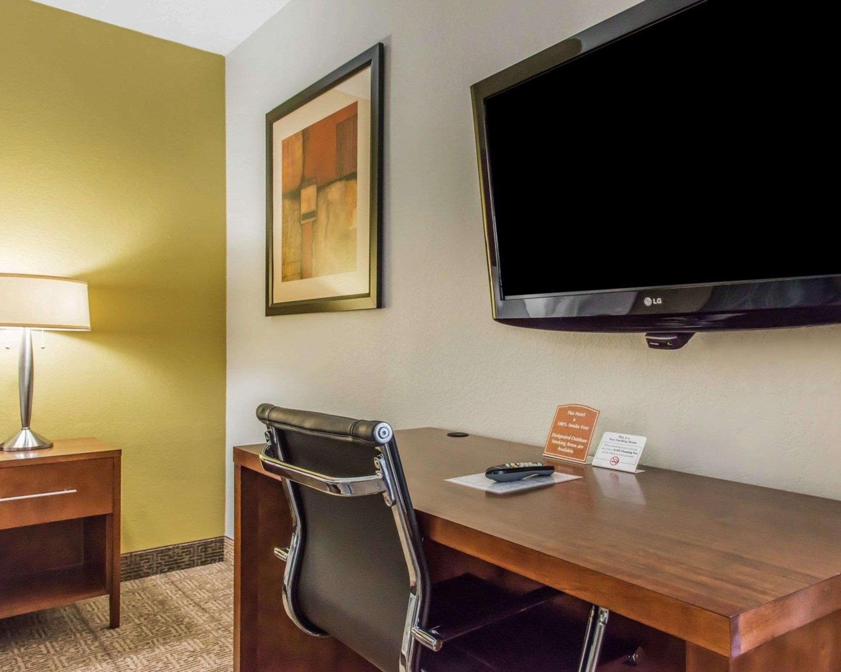 Comfort Inn Belle Vernon Εξωτερικό φωτογραφία