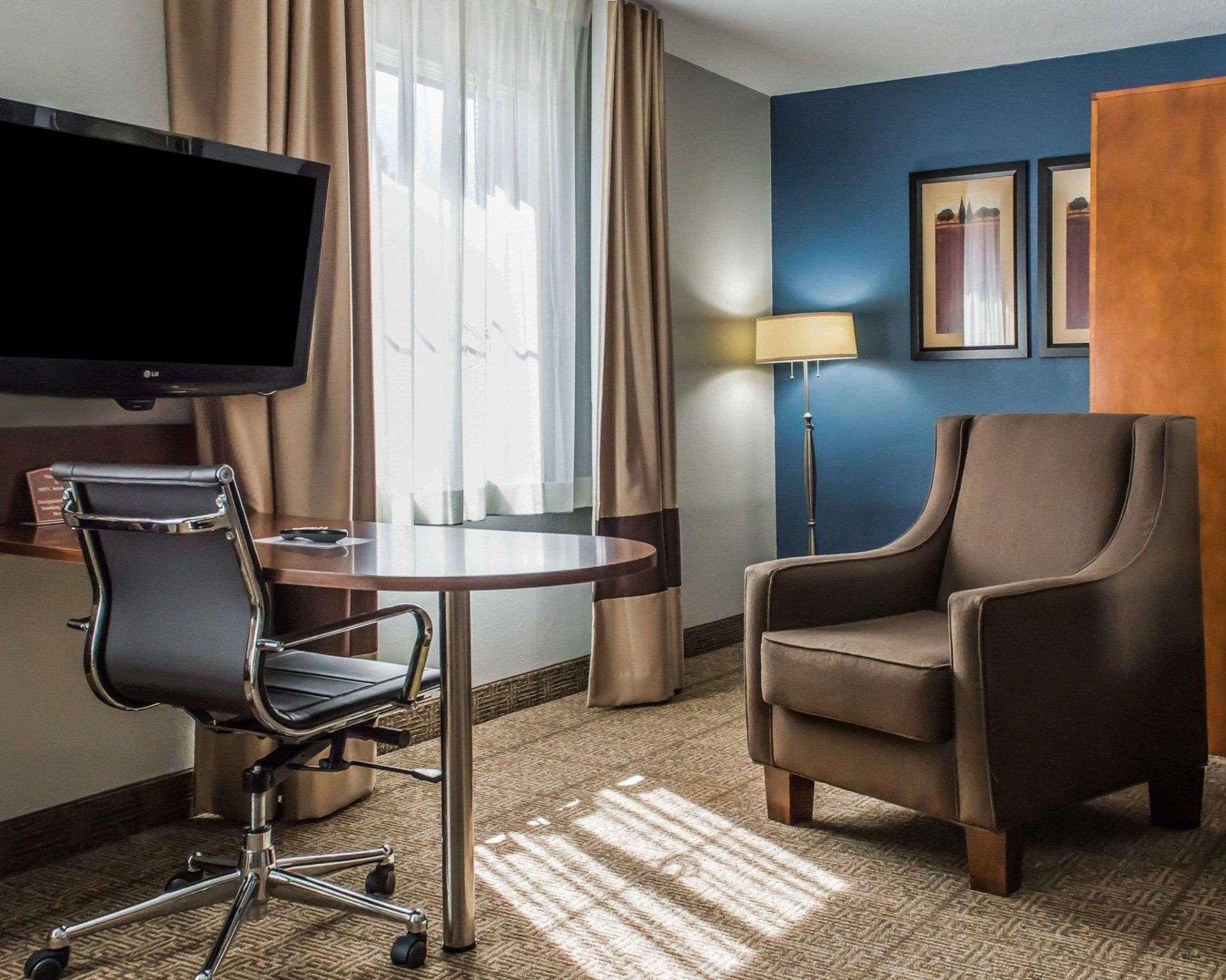 Comfort Inn Belle Vernon Εξωτερικό φωτογραφία