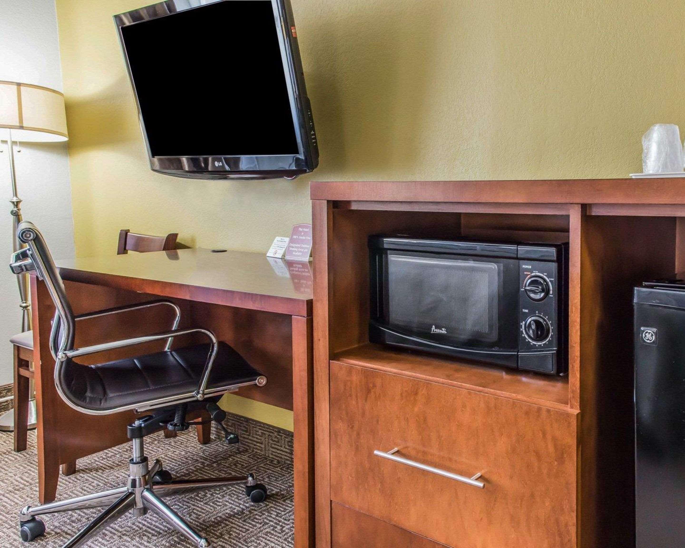 Comfort Inn Belle Vernon Εξωτερικό φωτογραφία