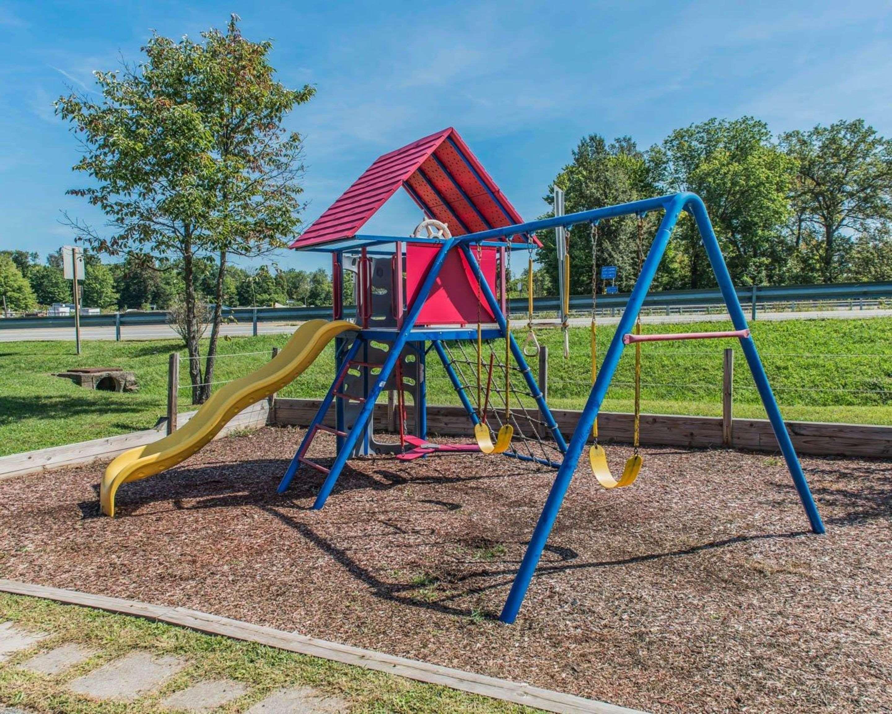 Comfort Inn Belle Vernon Εξωτερικό φωτογραφία