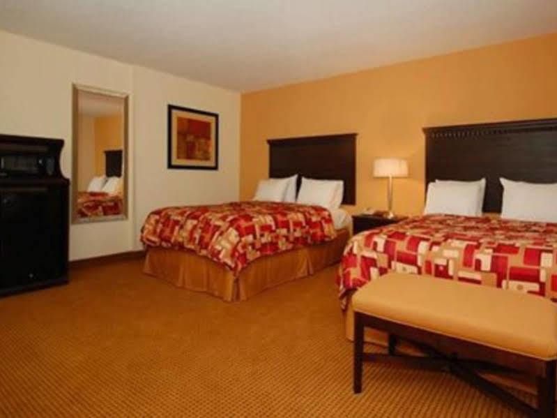 Comfort Inn Belle Vernon Εξωτερικό φωτογραφία