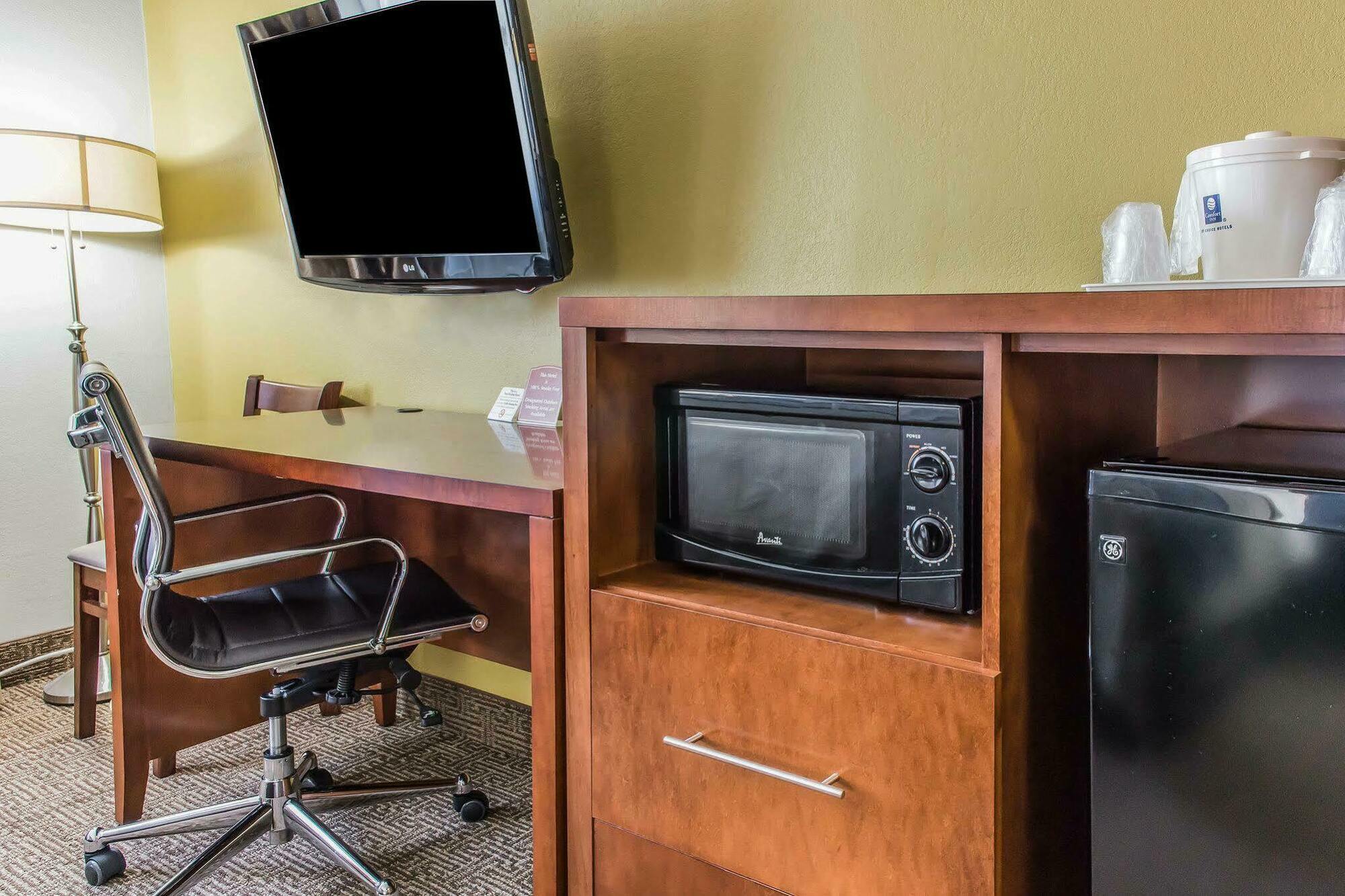 Comfort Inn Belle Vernon Εξωτερικό φωτογραφία